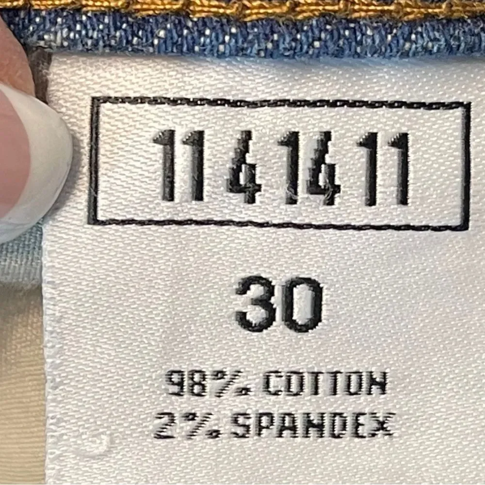 KDNK 11 4 14 11 Destroyed Jeans with Zipper Ankles size 31